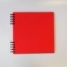 Kartonové album potažené červeným plátnem / 22 x 22 cm / Černý papír