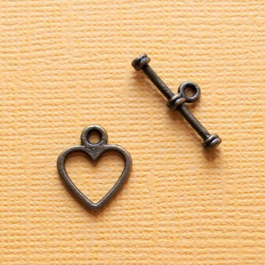 Toggle Clasp / 30 pieces / Heart / Antiqued Bronze