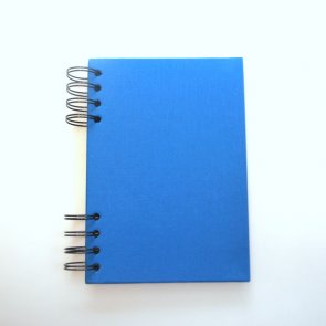 Kartonové album potažené modrým plátnem / A6 / Černý papír