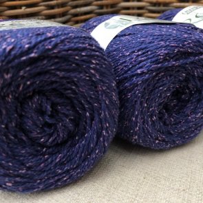 Roslyn / Cascade Yarns / 28 Purple