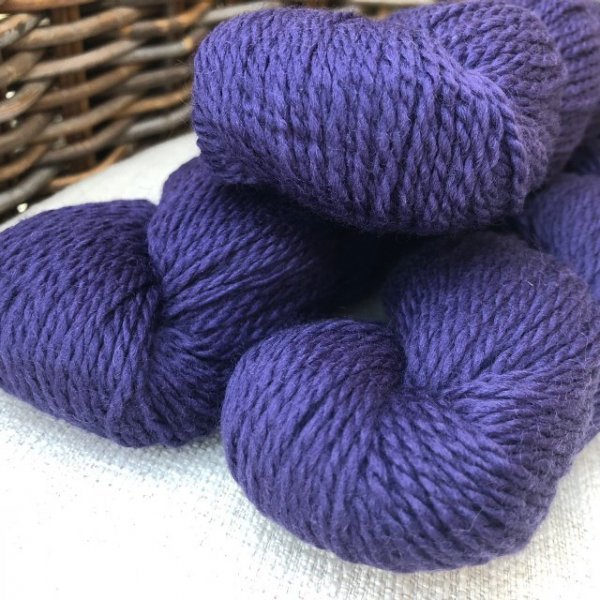 Cascade 220 Sport / Cascade Yarns / 9673 Mulberry Purple